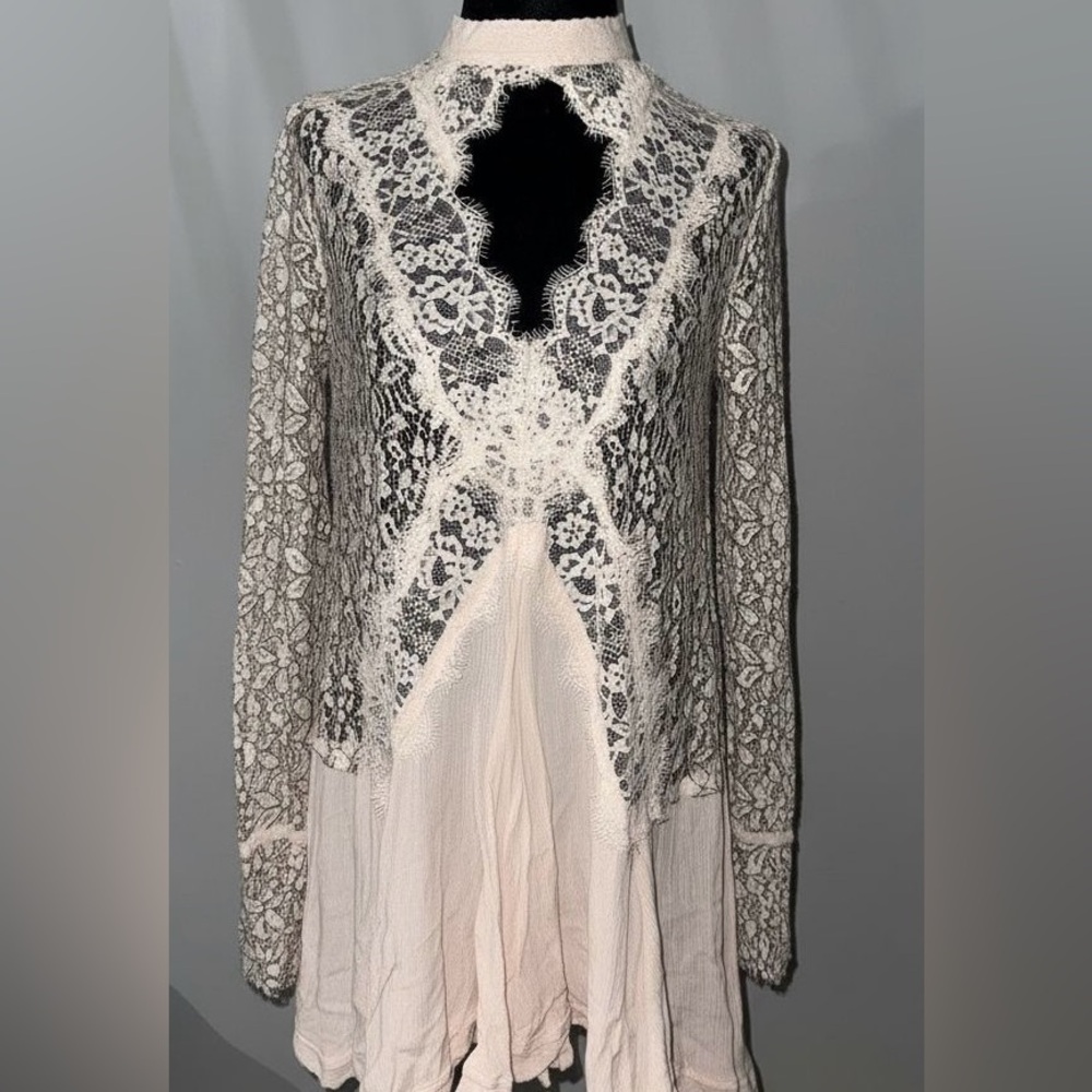 Free People light Pink Lace Top